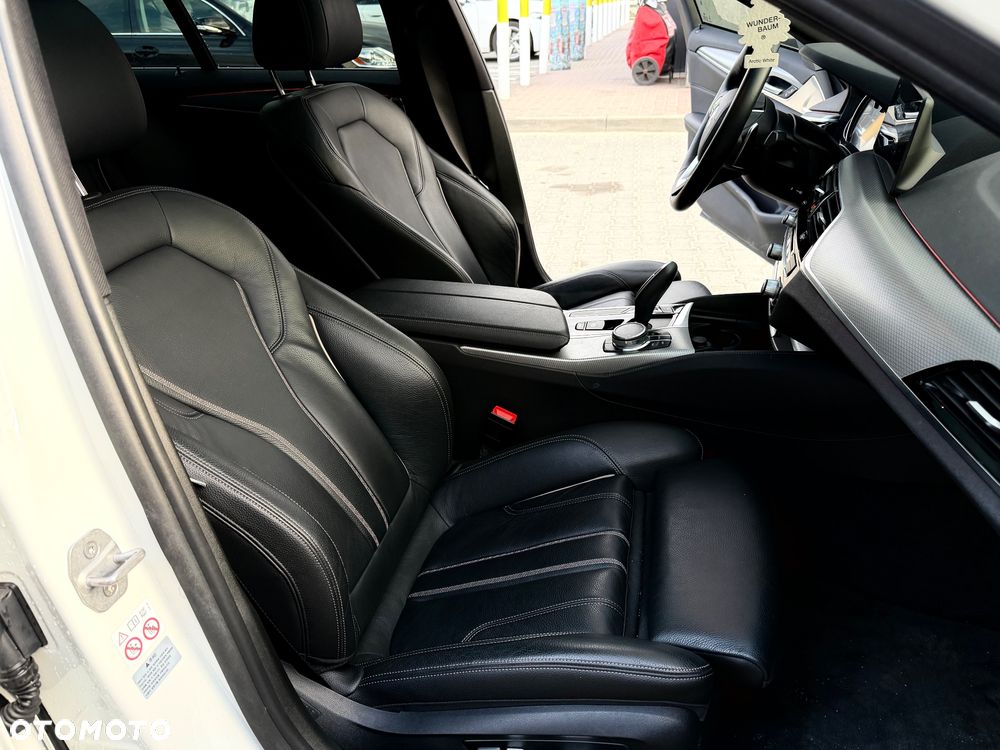 BMW Seria 5 530i xDrive M Sport sport - 16