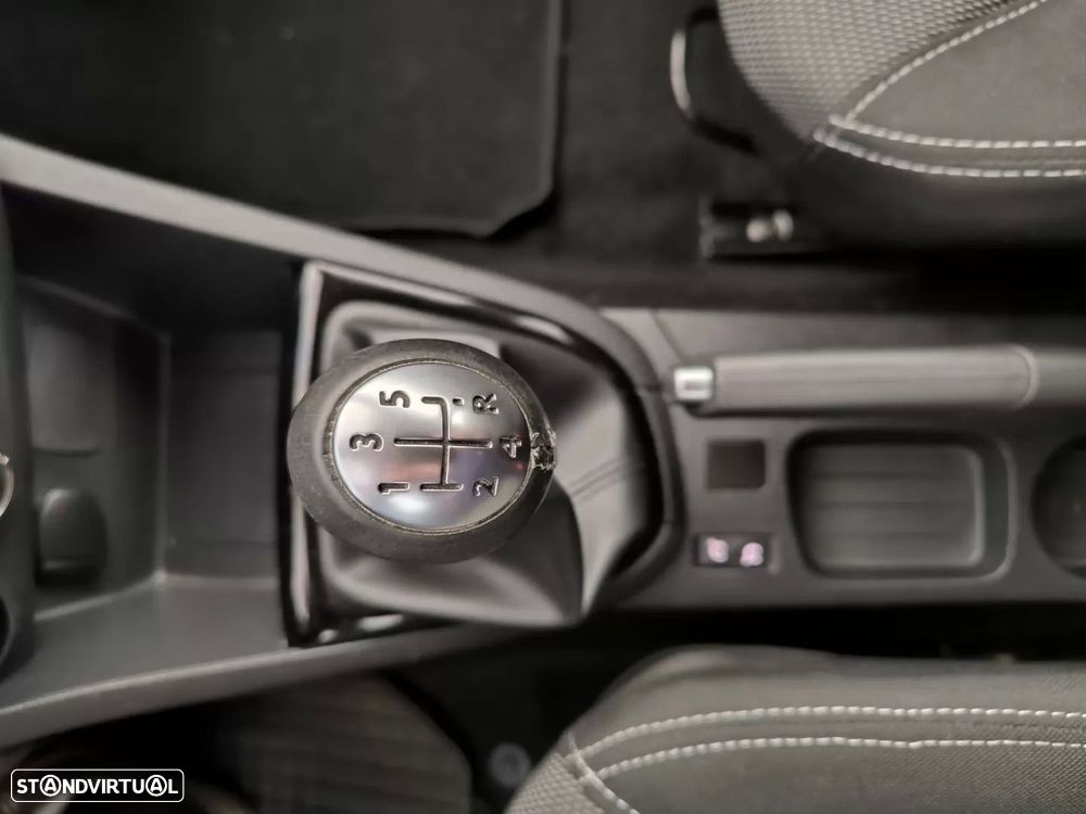 Renault Clio - 16