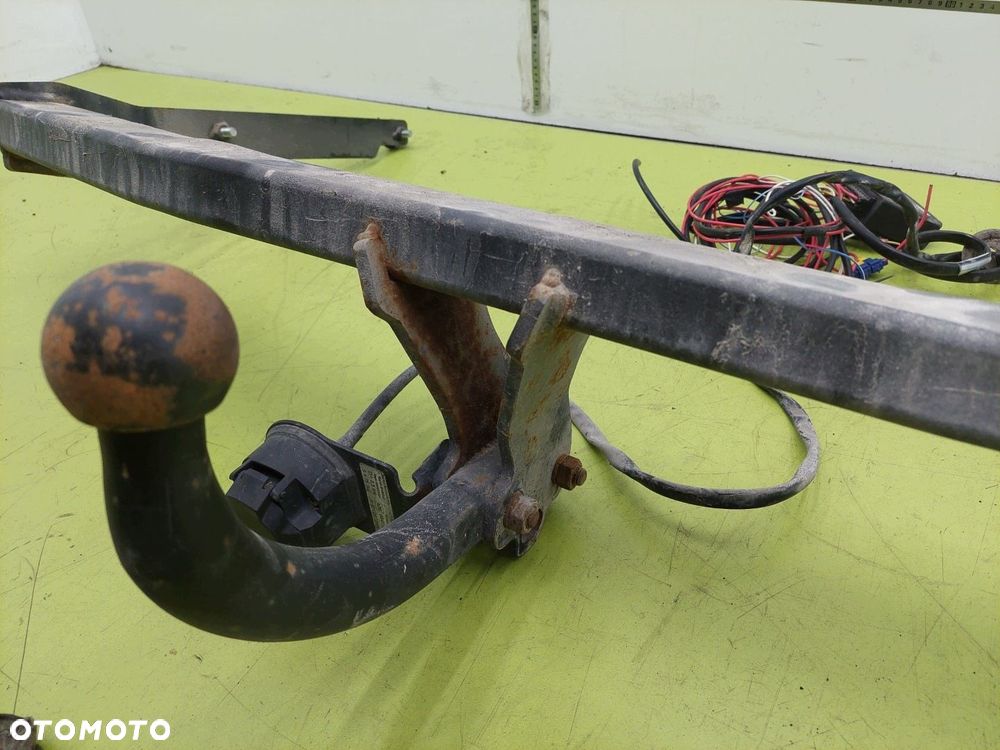 Hak holowniczy Ford C-MAX I 2003-2010 7 PIN - 8