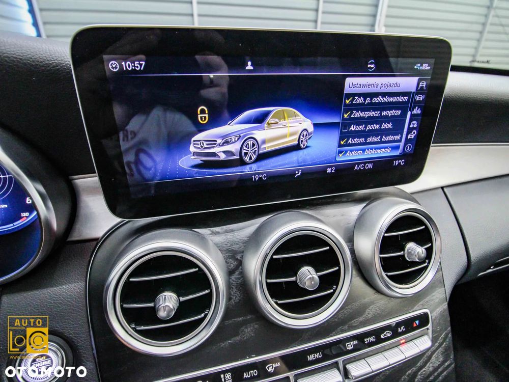 Mercedes-Benz Klasa C 220 d 4Matic 9G-TRONIC Avantgarde - 25