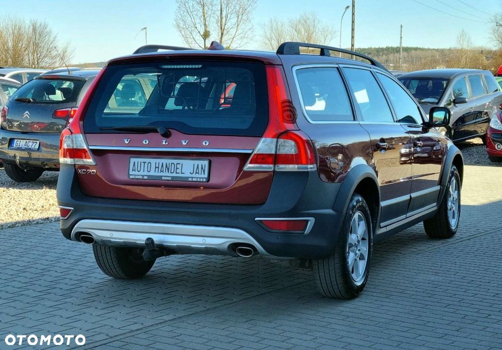 Volvo XC 70 - 35