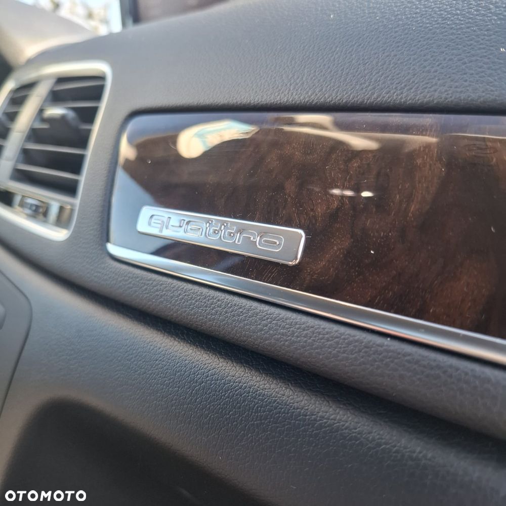 Audi Q3 2.0 TDI Quattro S tronic design - 13