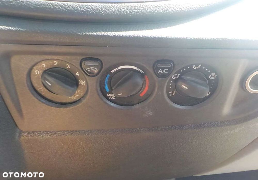 Ford TRANSIT L2H2 - 24