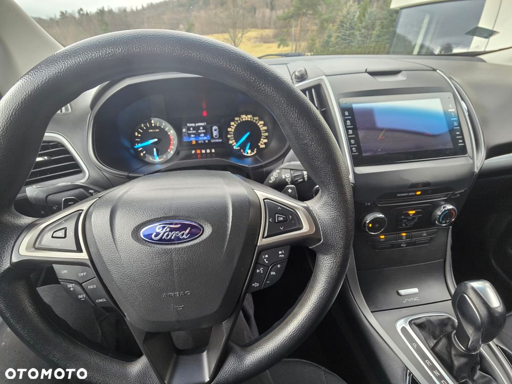 Ford Edge - 9