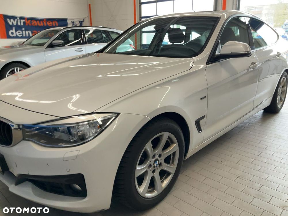 BMW 3GT 318d Sport Line - 14