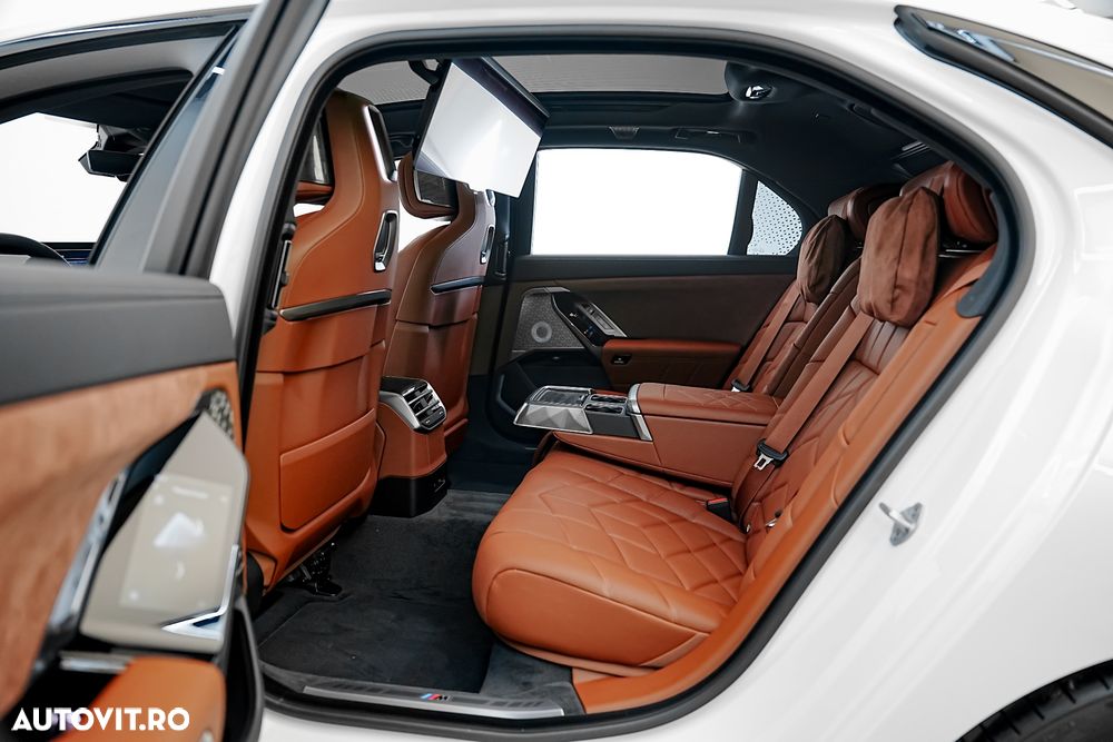 BMW Seria 7 740 xDrive MHEV - 21