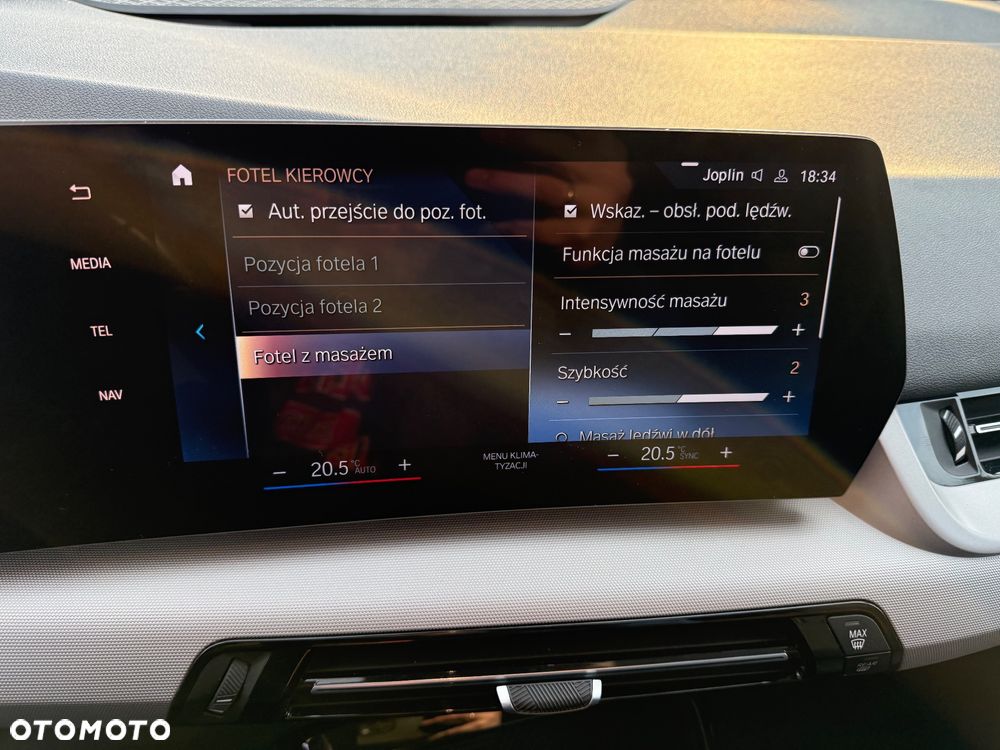 BMW Seria 2 218i - 24