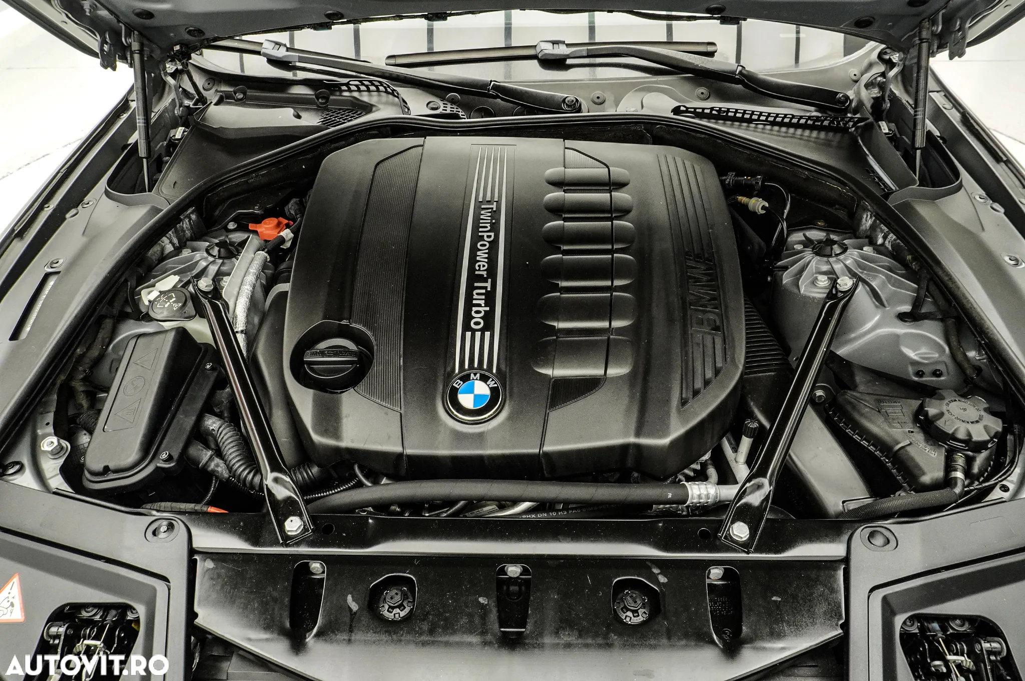 BMW Seria 5 535d - 36