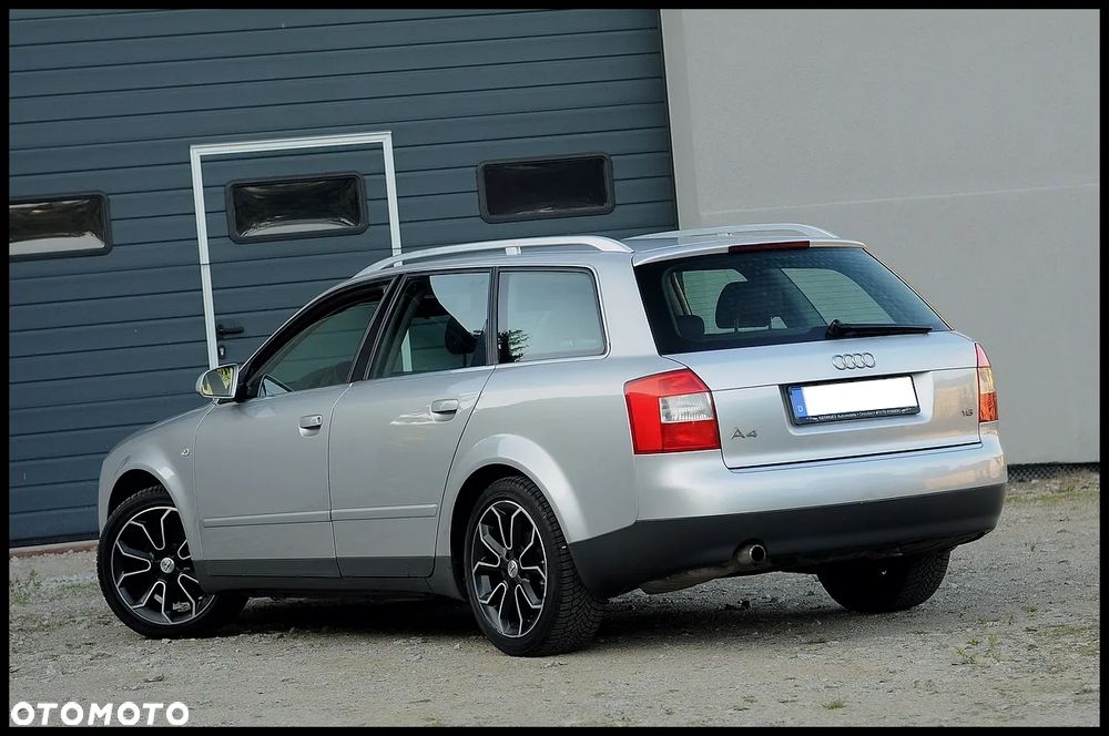 Audi A4 Avant - 4
