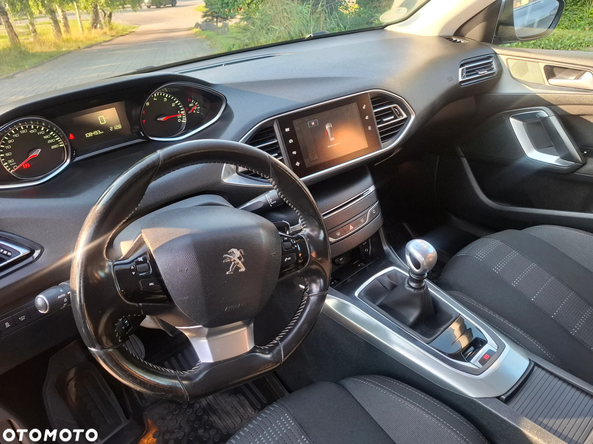 Peugeot 308 1.2 PureTech GPF Active Pack Business S&S - 26