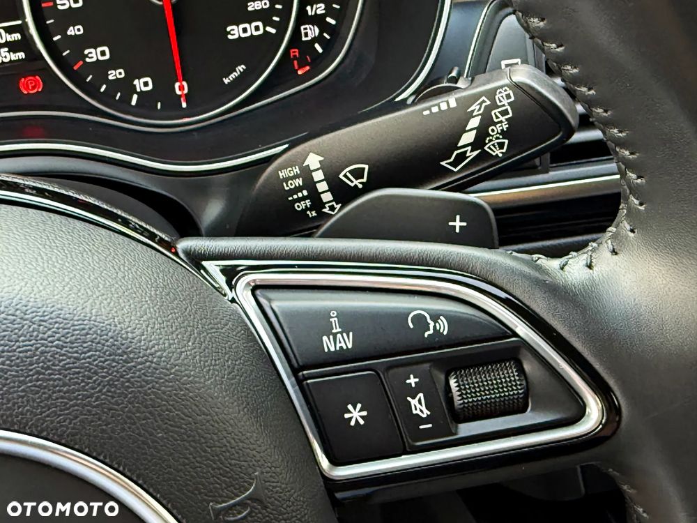 Audi A6 Avant 2.0 TDI quattro S tronic - 35