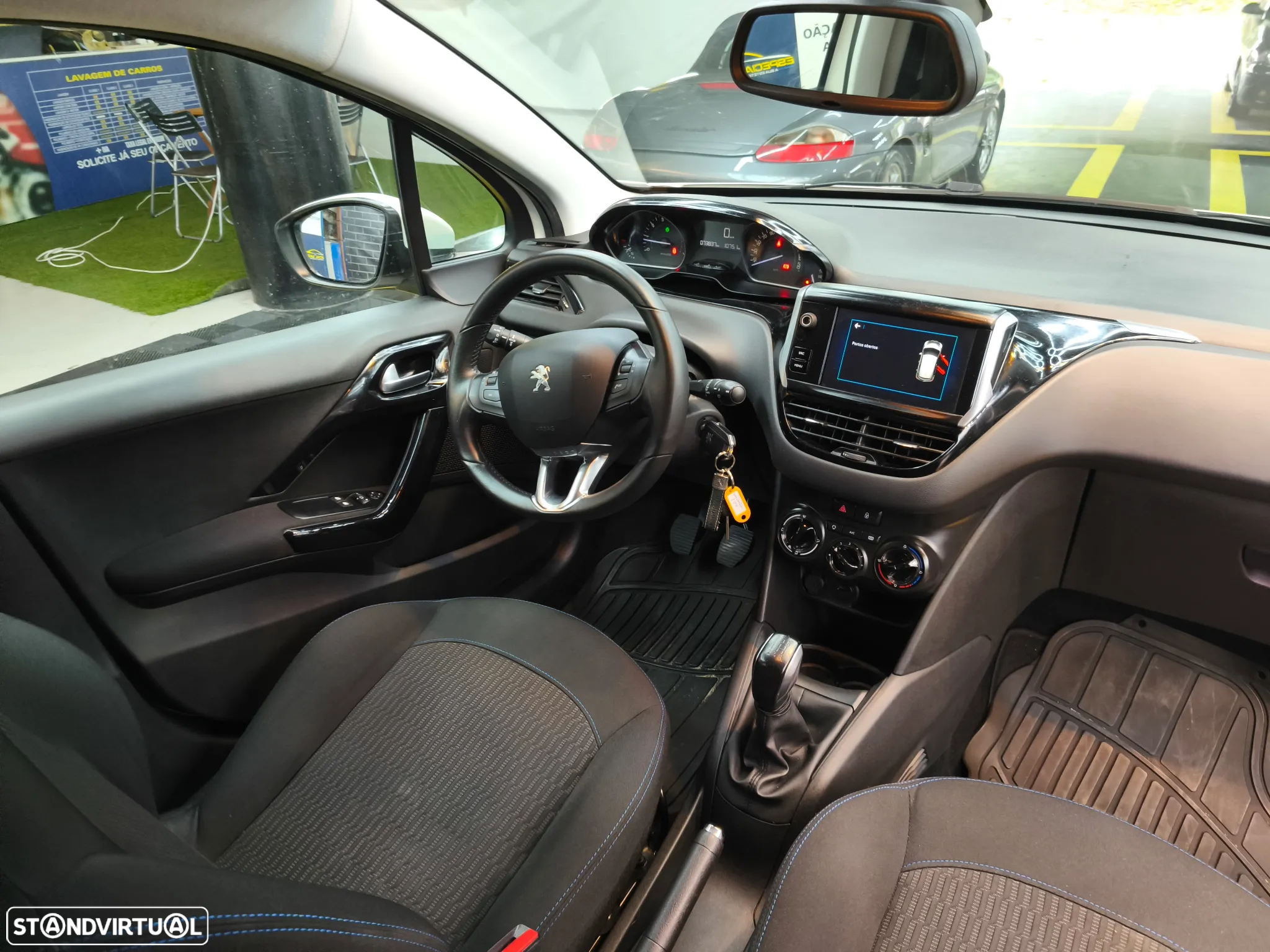 Peugeot 208 1.2 PureTech Signature - 20