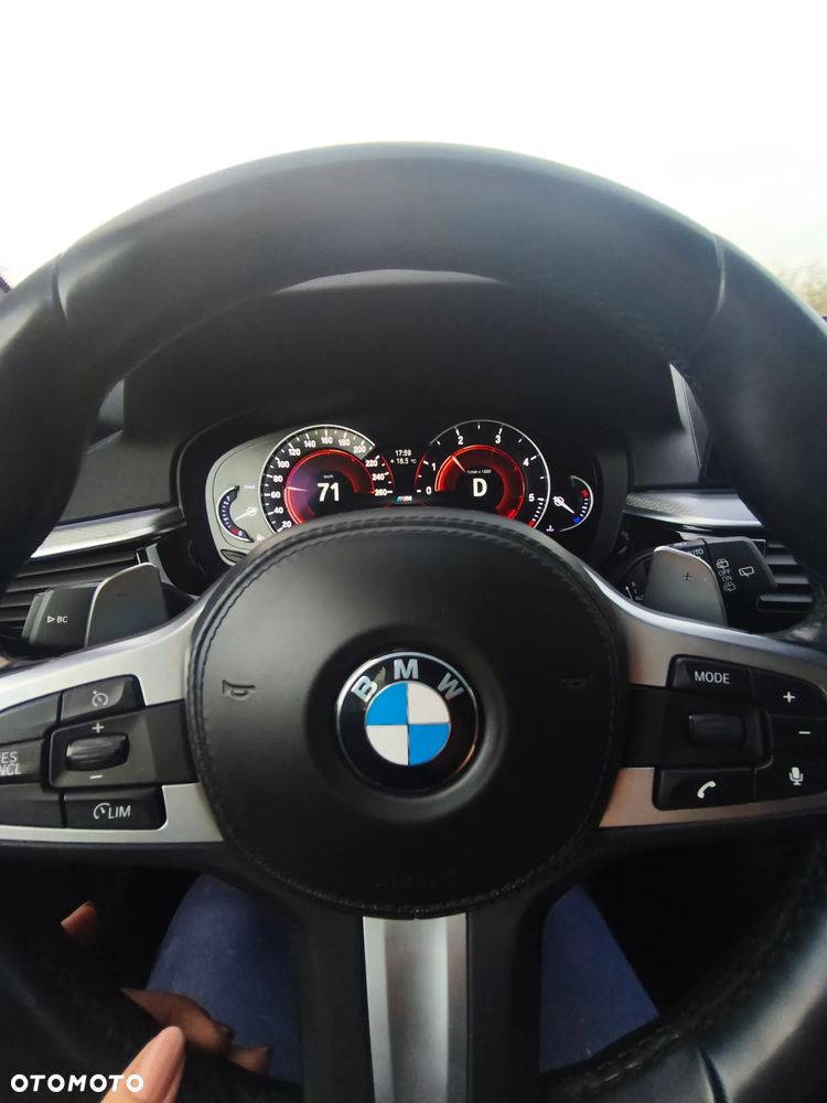BMW Seria 5 520d xDrive M Sport sport - 34