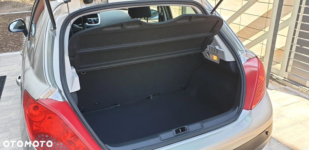 Peugeot 207 1.4 16V Trendy - 7