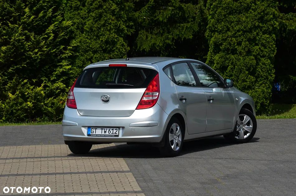 Hyundai i30 1.4 Comfort EU5 - 13