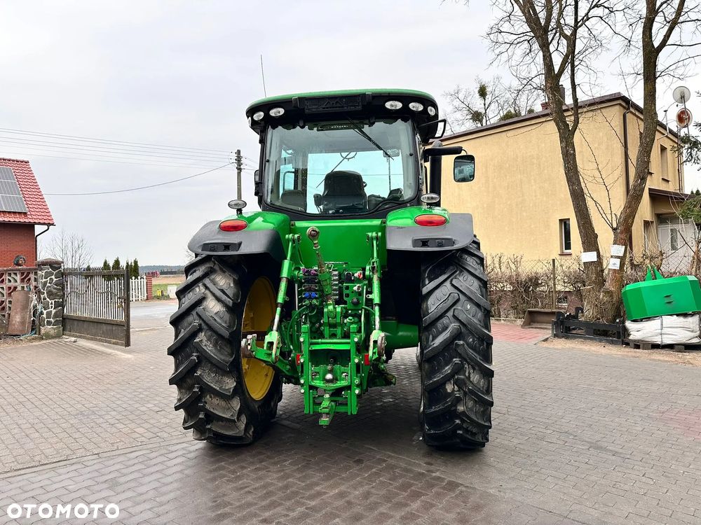 John Deere 7200R - 9