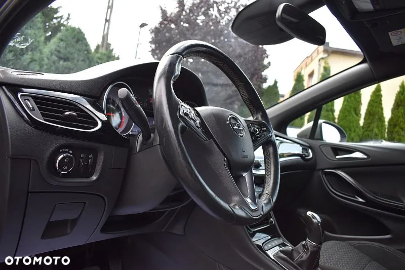 Opel Astra 1.4 Turbo Sports Tourer Innovation - 11