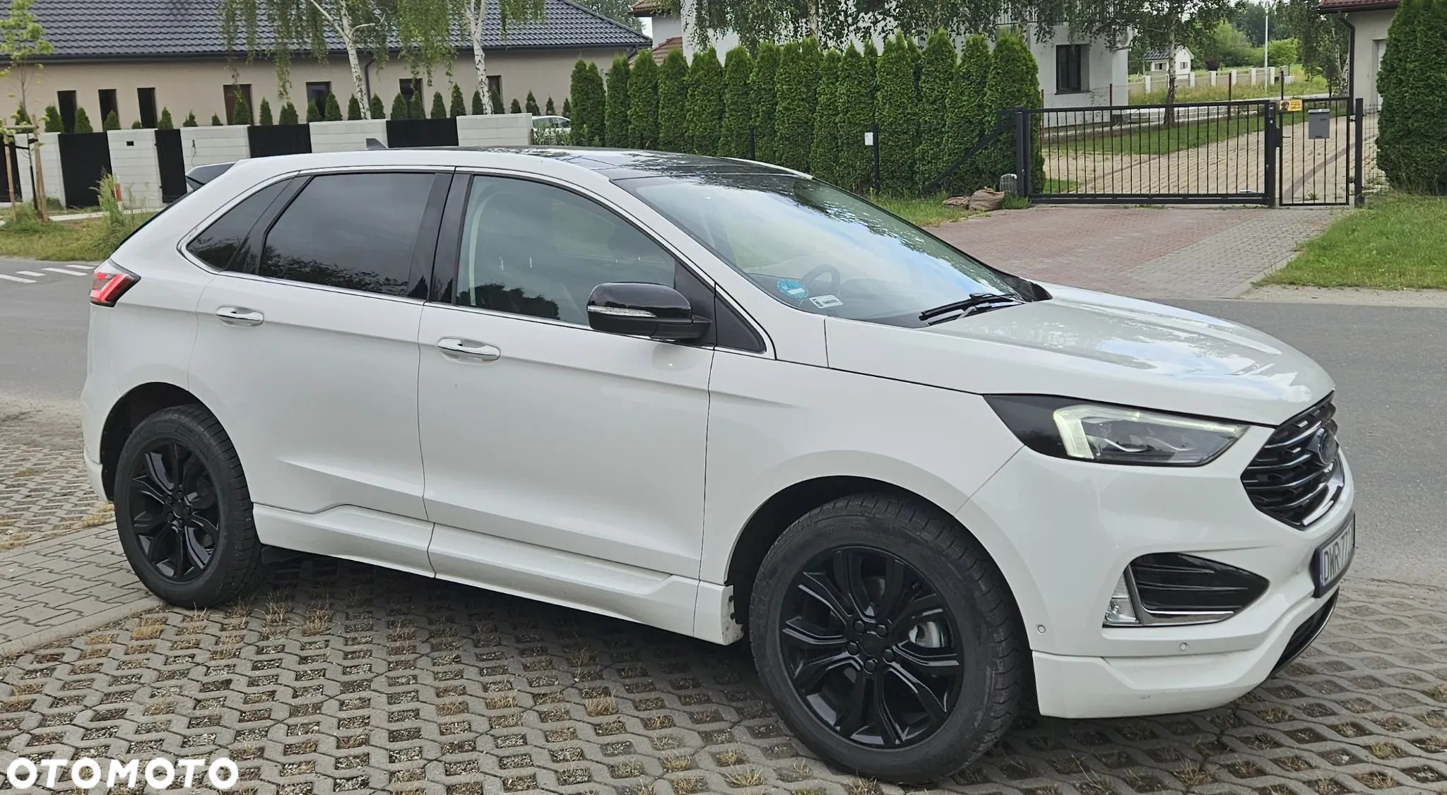 Ford Edge - 1