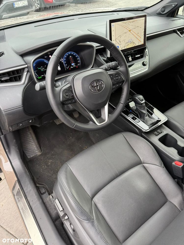 Toyota Corolla Cross - 8