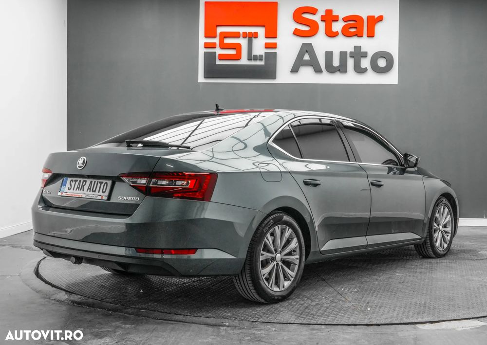 Skoda Superb 2.0 TDI DSG Style - 7