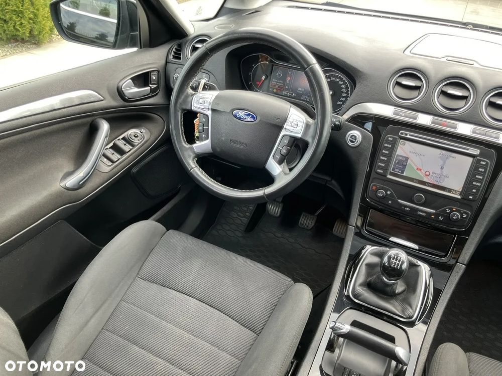 Ford S-Max 2.0 TDCi DPF Titanium - 19