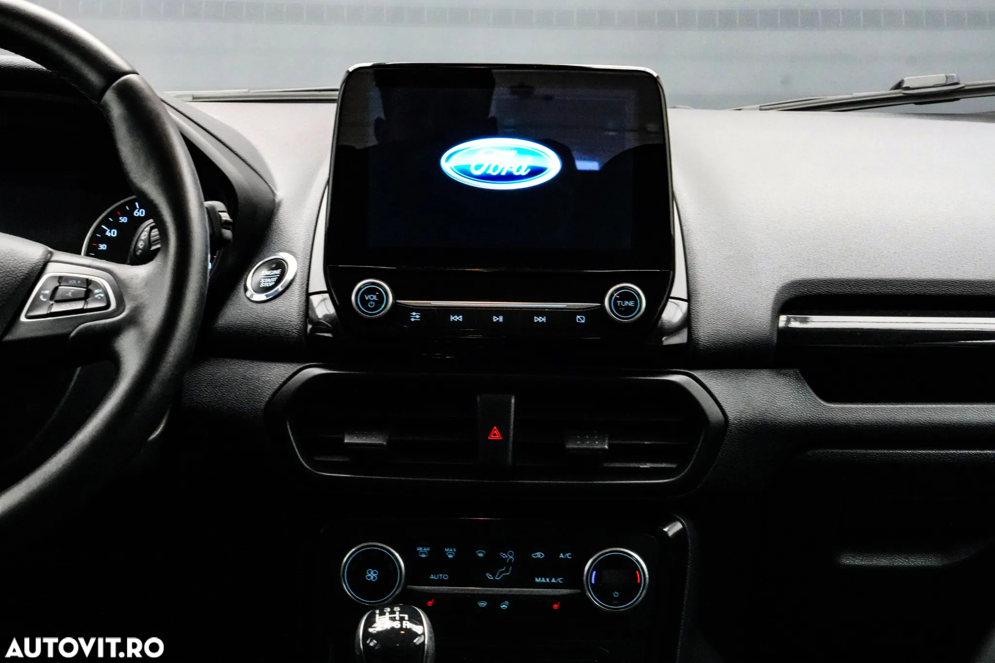 Ford EcoSport 1.0 EcoBoost Titanium - 19