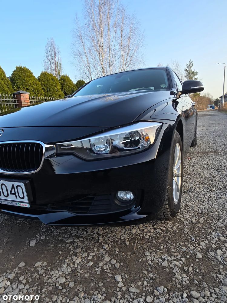 BMW Seria 3 320i xDrive - 20