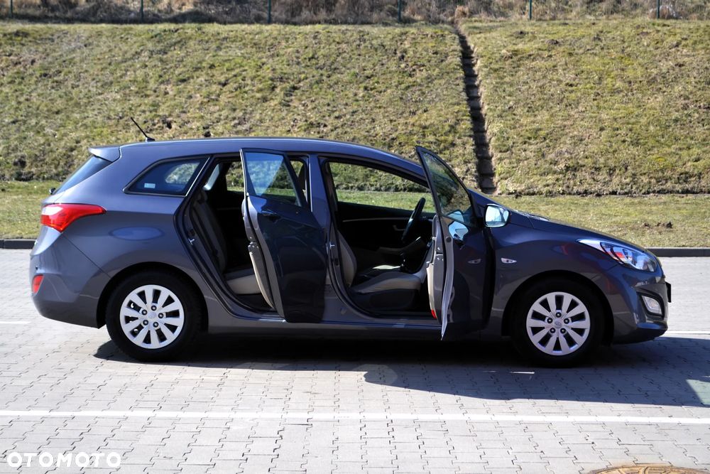 Hyundai i30 1.6 GDI BlueDrive Comfort - 26