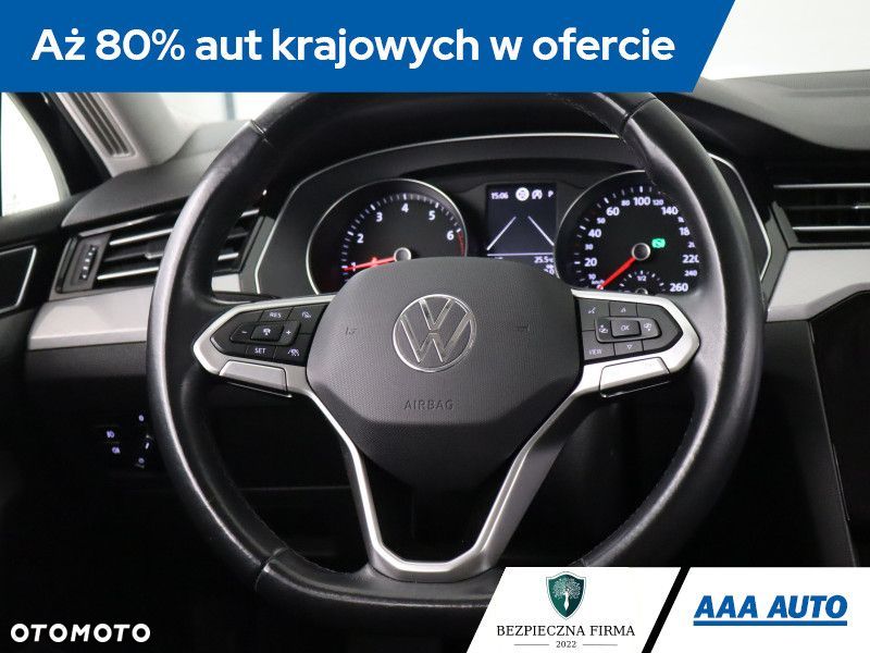 Volkswagen Passat Variant - 22