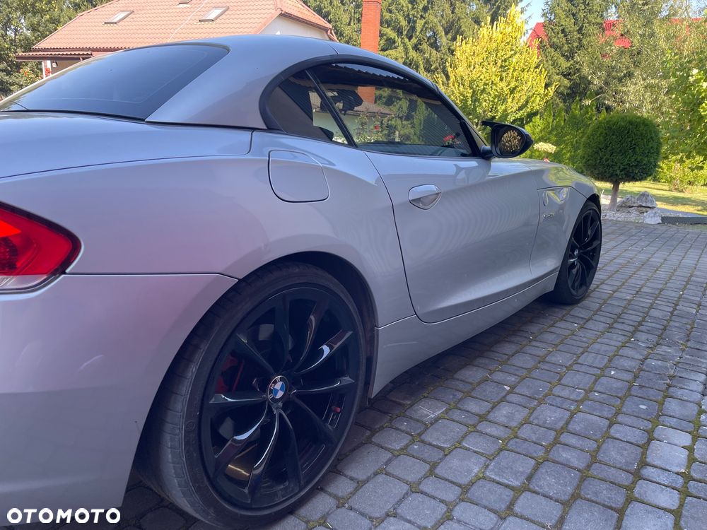 BMW Z4 sDrive35i - 12