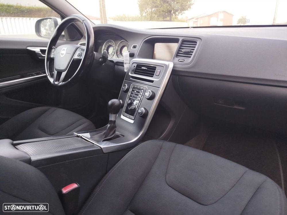 Volvo V60 1.6 D2 Drive Summum Start/Stop - 31