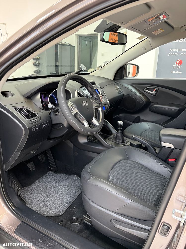 Hyundai ix35 1.7 CRDI 2WD blue Style - 13