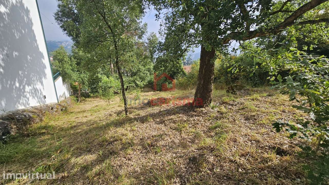Terreno para construção com 1.006 m2 em Roriz, Santo Tirso - Grande imagem: 4/6