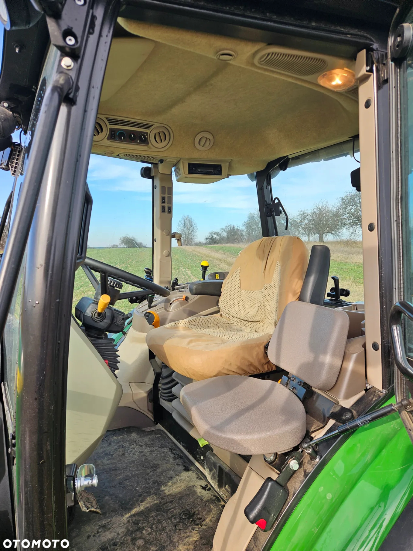 John Deere 5090M - 8