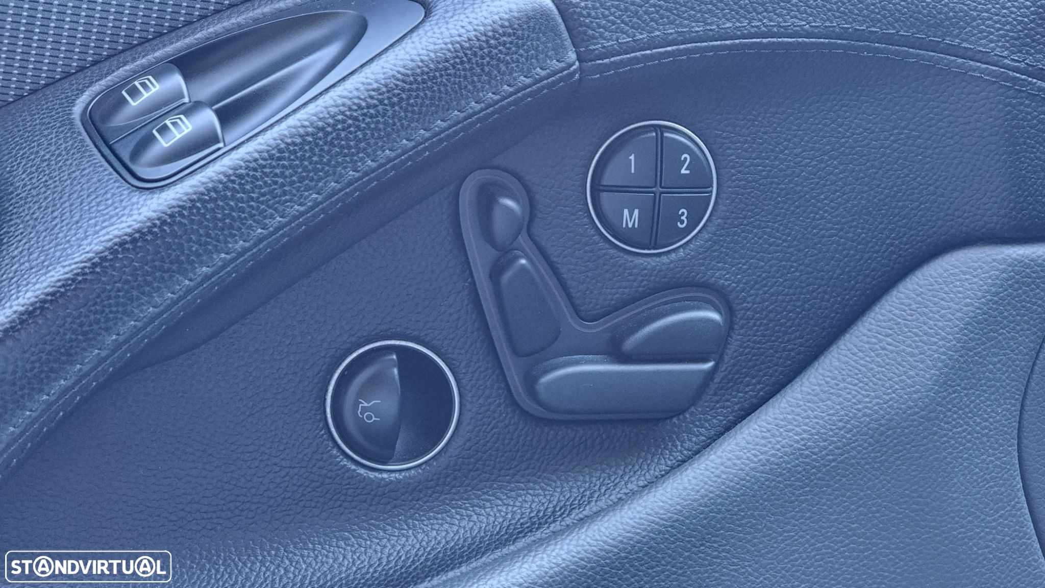 Mercedes-Benz SL 350 - 13