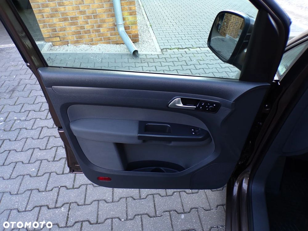 Volkswagen Caddy Maxi Comfortline - 17