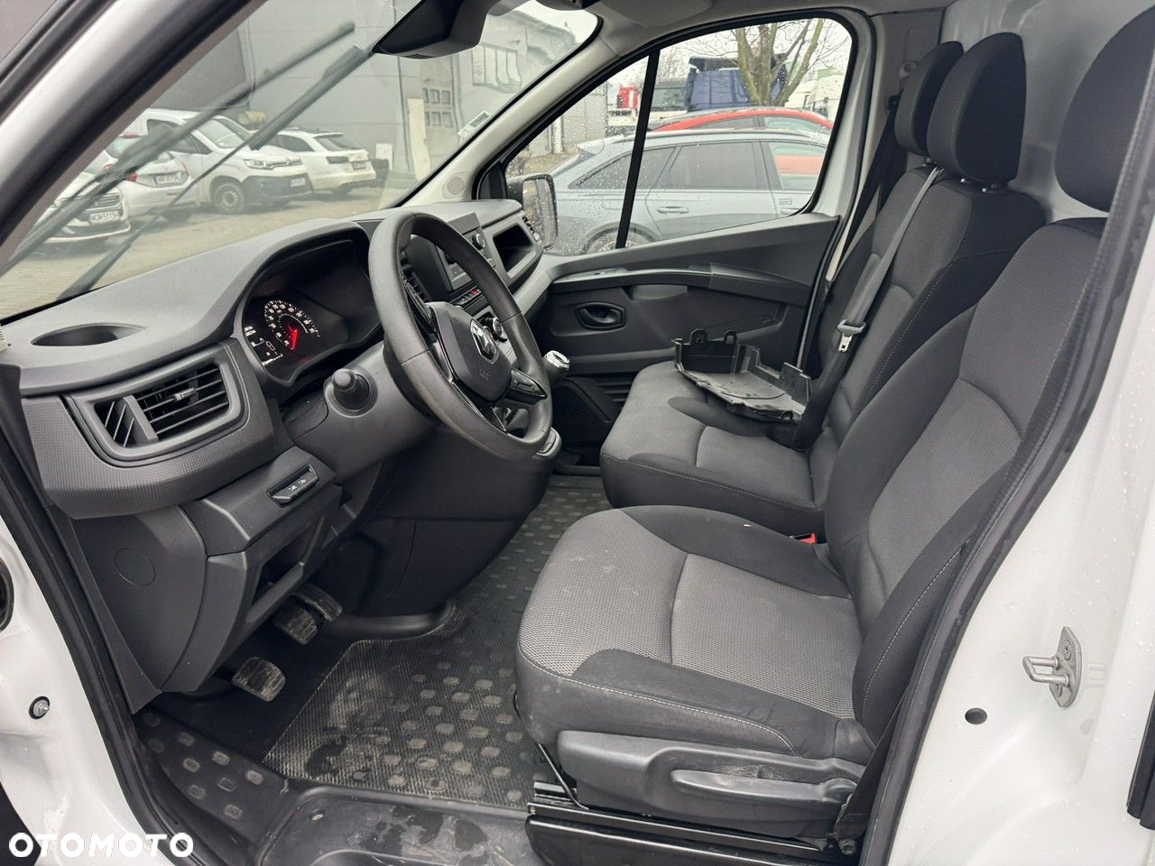 Renault Trafic - 6