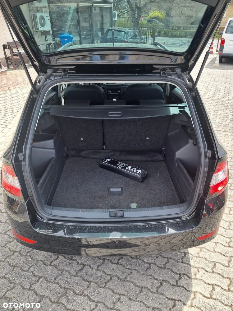 Skoda Fabia 1.0 TSI Ambition - 11