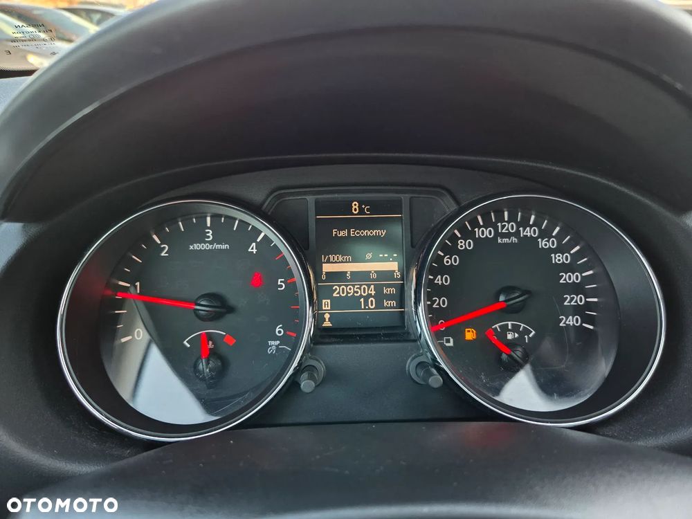 Nissan Qashqai 1.6 dCi 360 S&S - 25