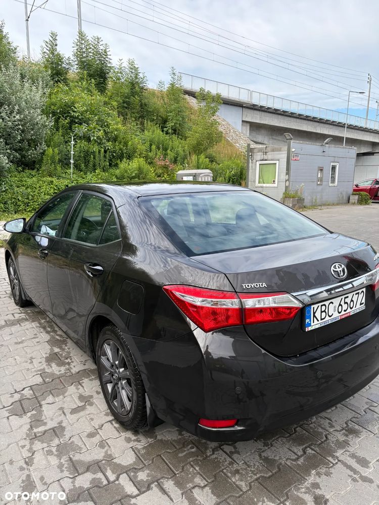 Toyota Corolla 1.6 Active - 5