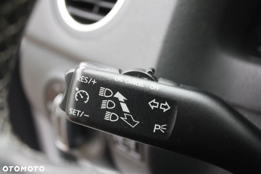 Volkswagen Golf Plus 1.4 TSI Team - 15