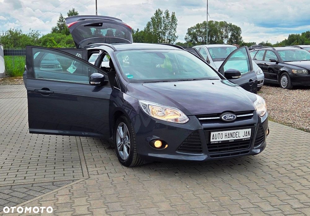 Ford Focus - 25