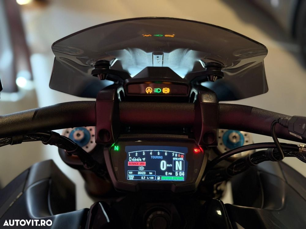 Ducati Diavel - 10