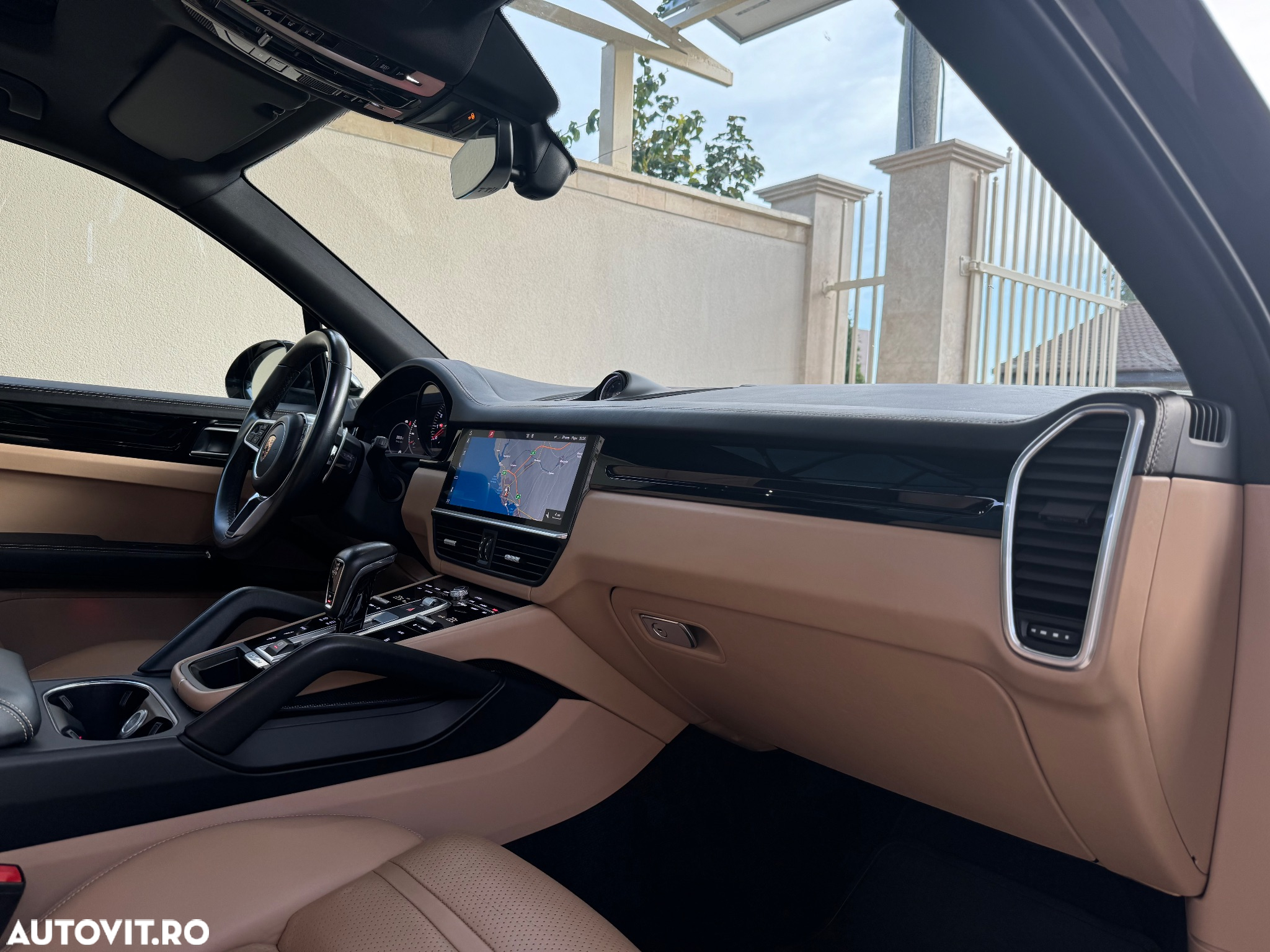 Porsche Cayenne - 24