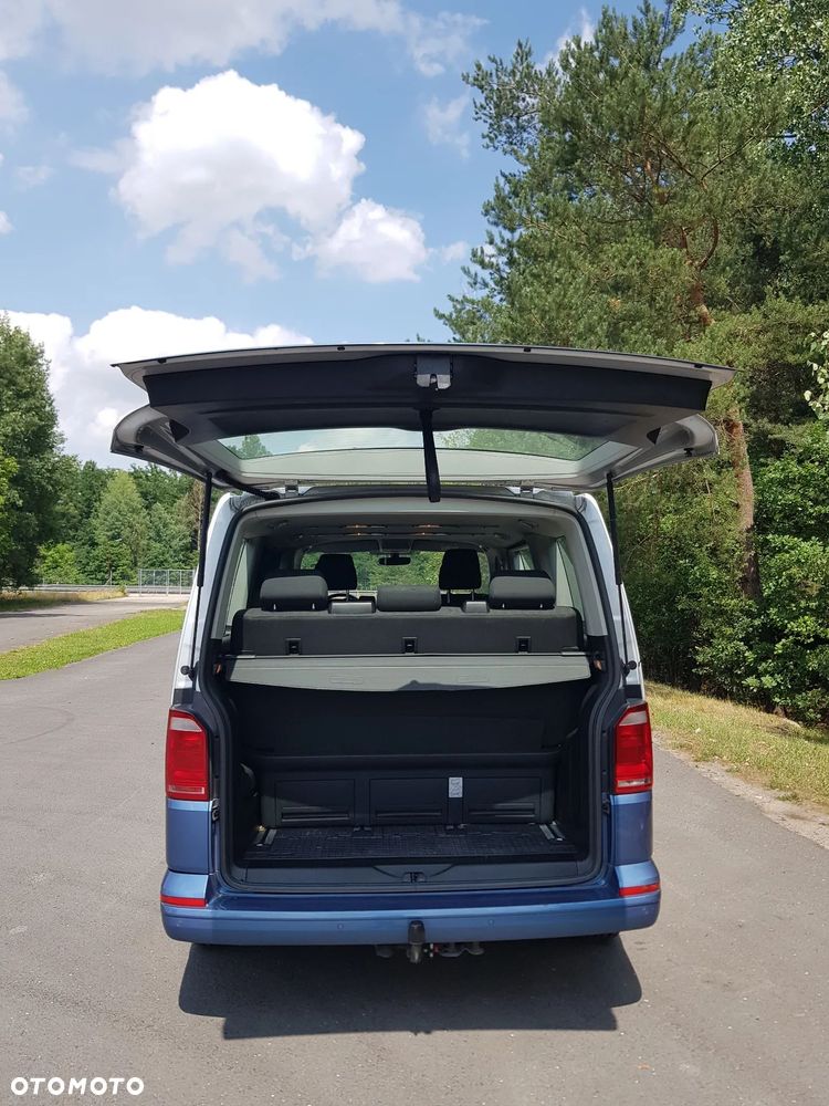 Volkswagen Multivan - 9
