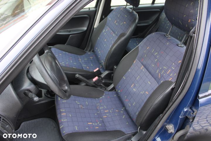 Citroën Saxo 1.1 SX - 22