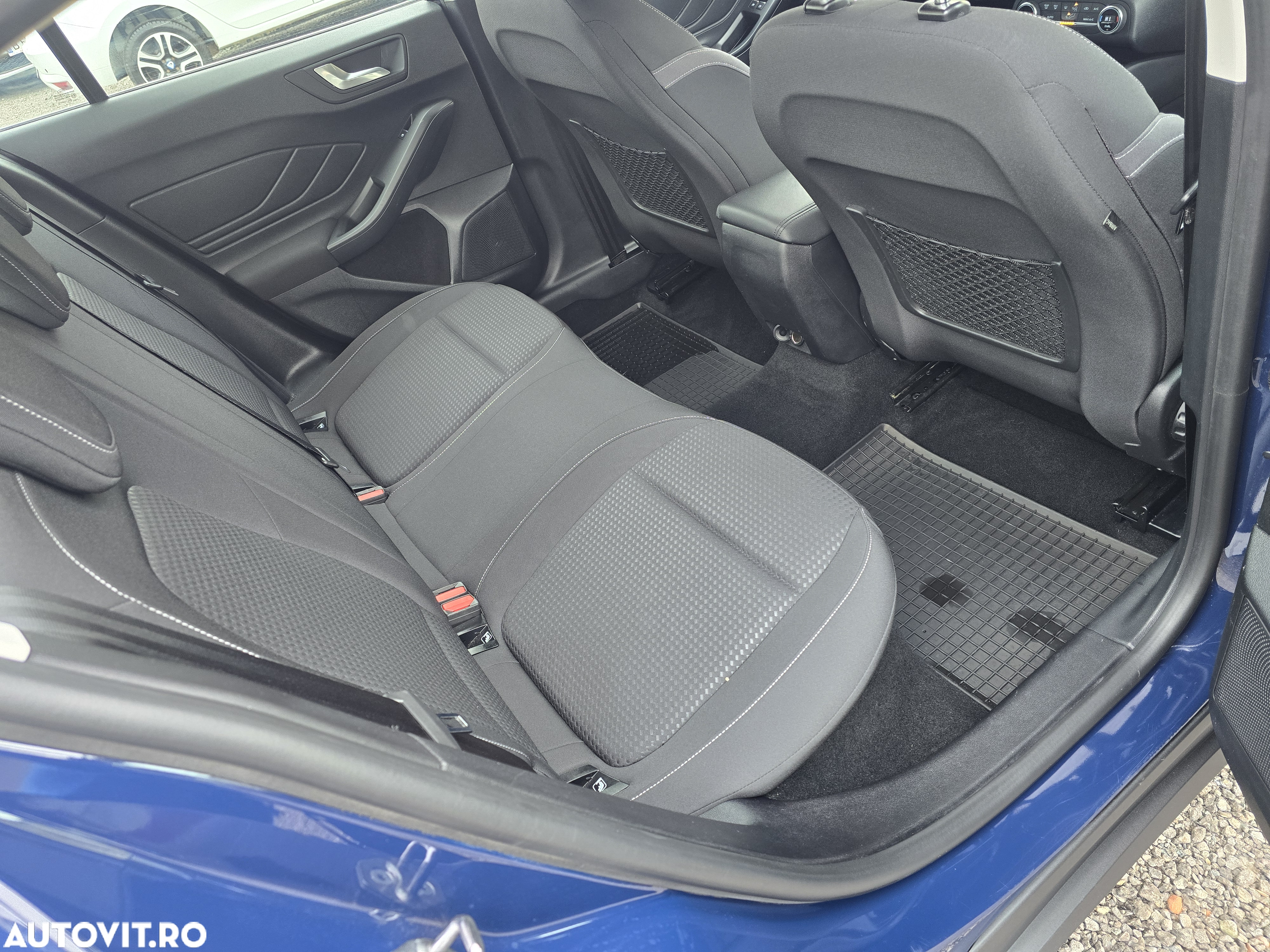 Ford Focus 1.5 EcoBlue Connected - 10