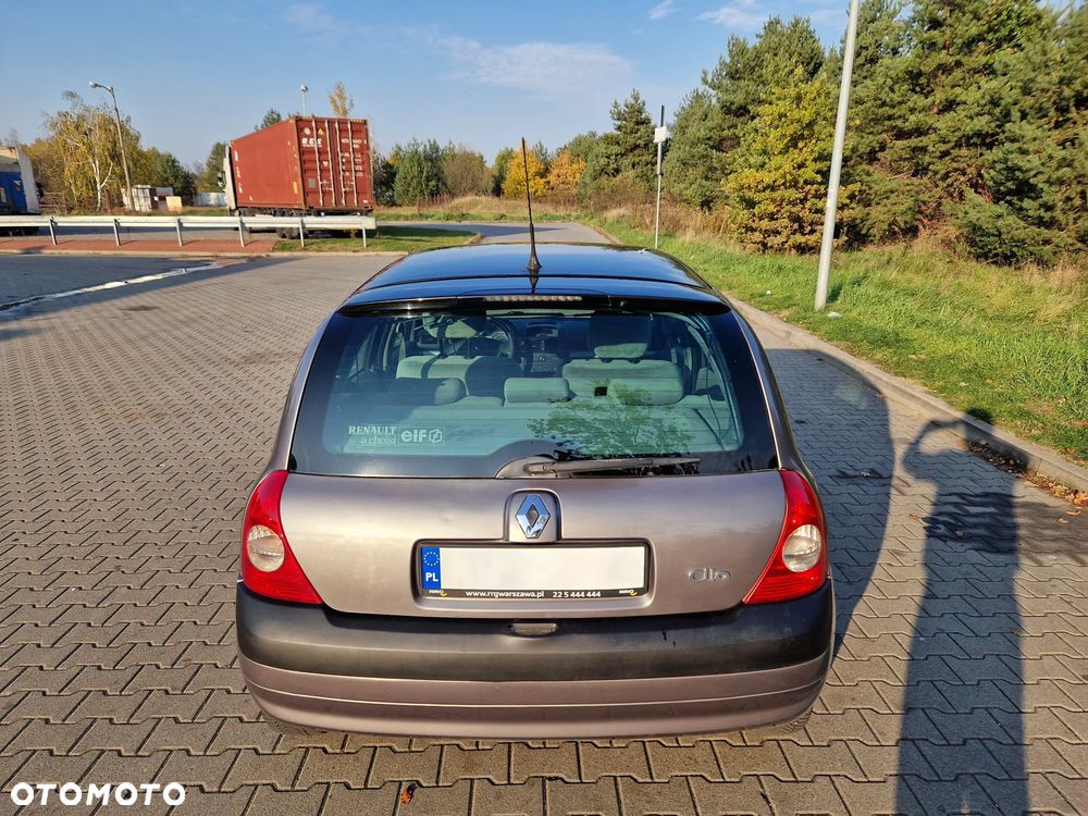 Renault Clio 1.4 Confort Privilege - 5