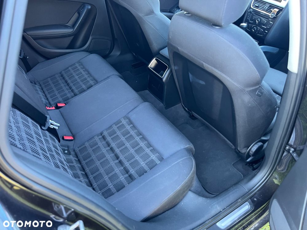 Audi A4 Limousine - 5