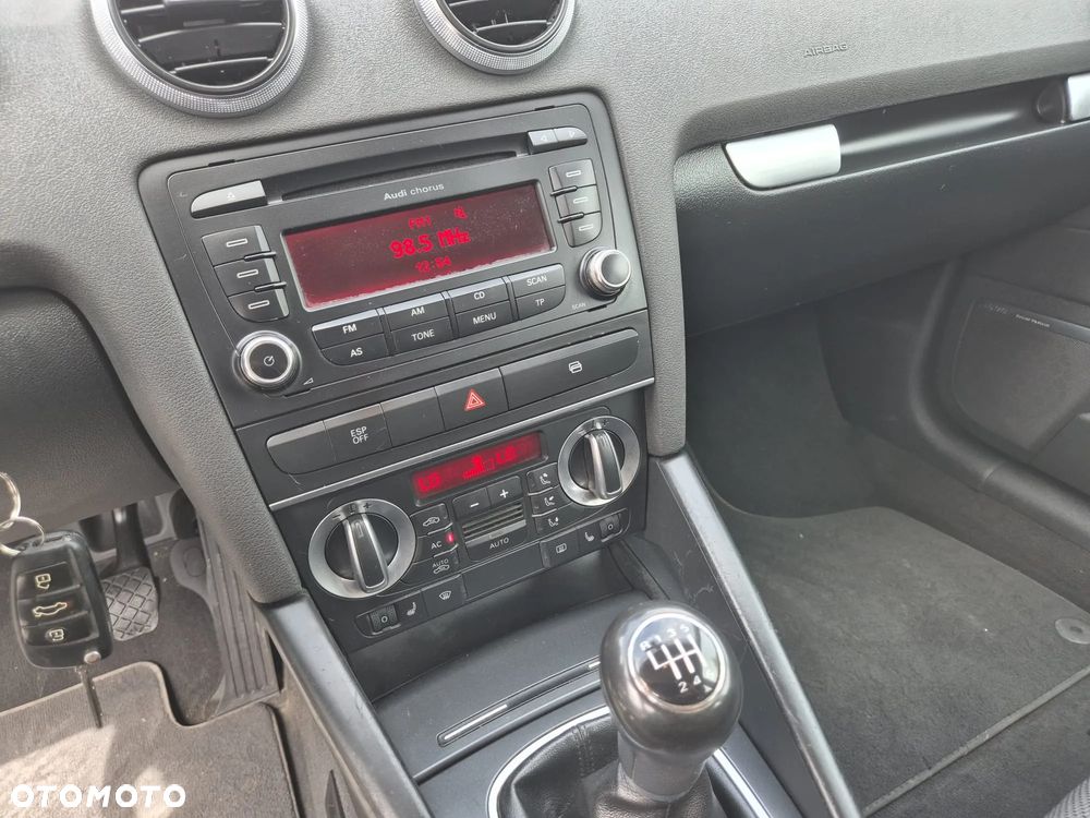 Audi A3 3-drzwiowe 1.4 TFSI Ambition - 19